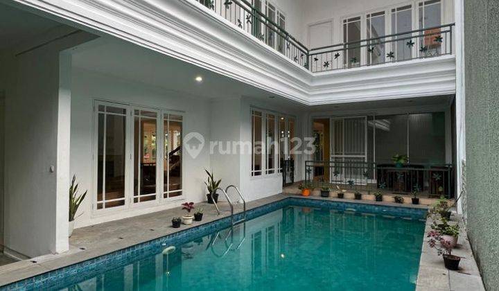 Rumah 2 Lantai Bagus Semi Furnished di Ampera, Jakarta Selatan 1