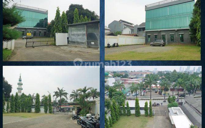 Jual murah dan jual cepat gedung kantor 4 lantai di Ragunan 2