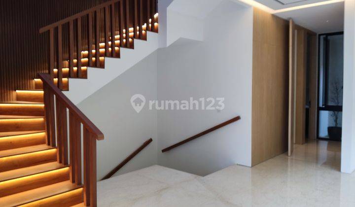 Rumah Baru Siap Huni Lokasi Tenang Dan Strategis Pondok Indah 2