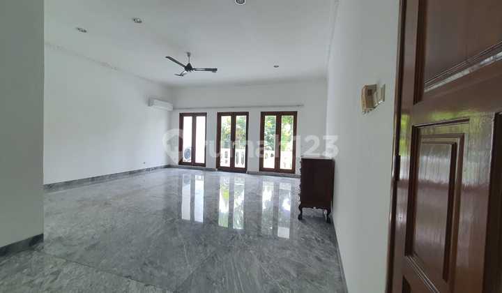 Disewakan Rumah Mewah View Bukit Golf Pondok Indah 2