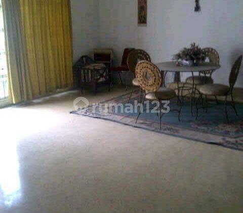 Dijual Cepat Rumah Hitung Tanah Row Jalan Lebar Pondok Indah 2