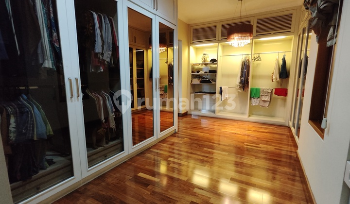 Dijual Rumah 2 Lantai Bagus Furnished Pondok Indah 