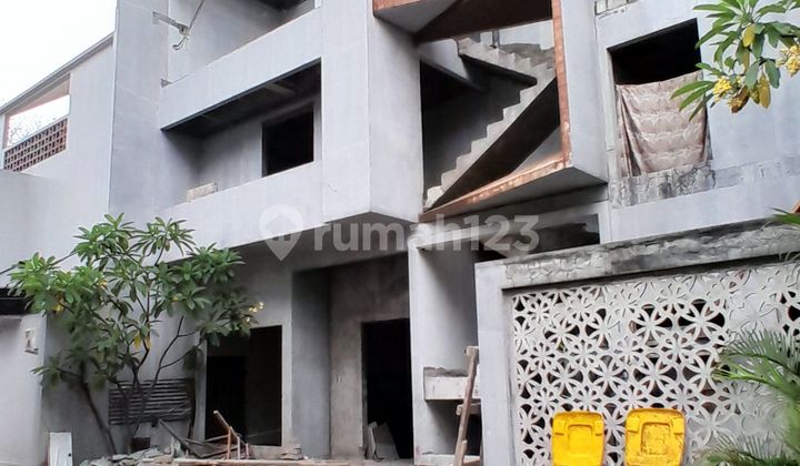 Rumah Industrial Minimalis di townhouse Pasarminggu (IR) Rumah Industrial Minimalis di townhouse Pasarminggu (IR)