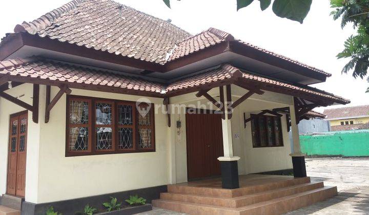 Rumah Bagus Furnished di Pahlawan, Temanggung 1