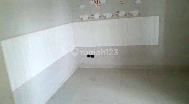 Rumah 2 Lantai Bagus di Rempoa, Tangerang 4