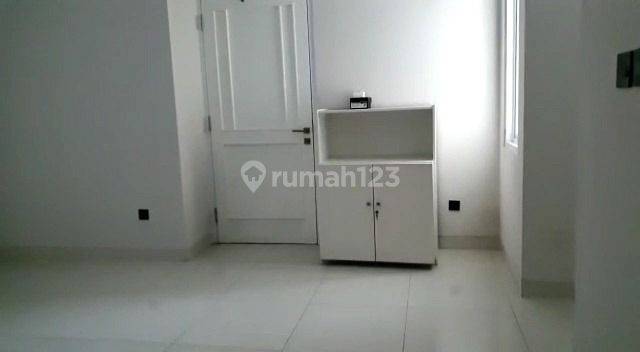 Rumah 2 Lantai Bagus di Rempoa, Tangerang 6