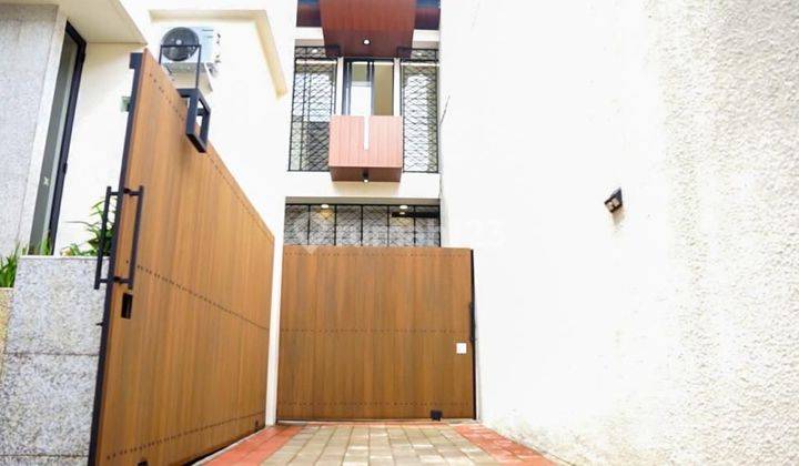 3 Unit Rumah Baru Dan Mewah Di Kemang Barat 2