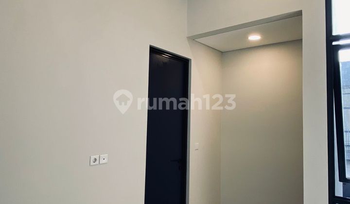 Selling A Nice And Well-Maintained House In Pondok Cabe 2