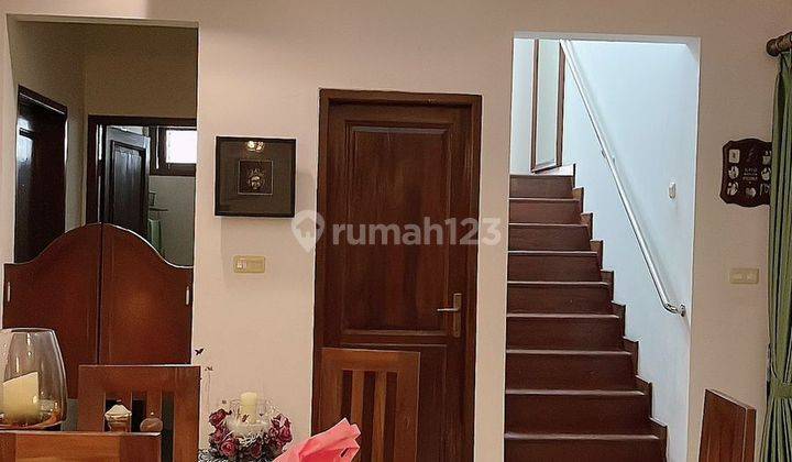 Dijual Rumah 3 Lantai Bagus Di Tebet, Jaksel 2