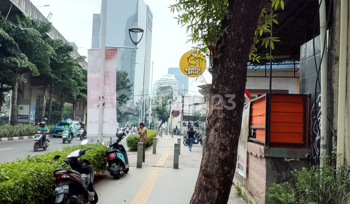 Dijual Bangunan Tua Hitung Tanah Di Kuningan, Jaksel