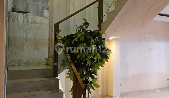 Dijual Rumah Bagus dan Murah di Pondok Indah