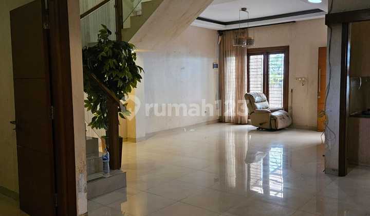Dijual Rumah Bagus dan Murah di Pondok Indah