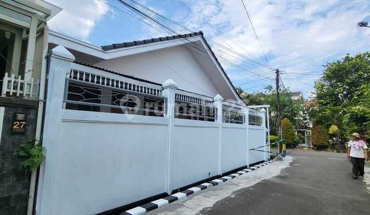 Dijual Cepat Rumah Hook Baru Renovasi di Antapni Bandung Siap Huni SHM