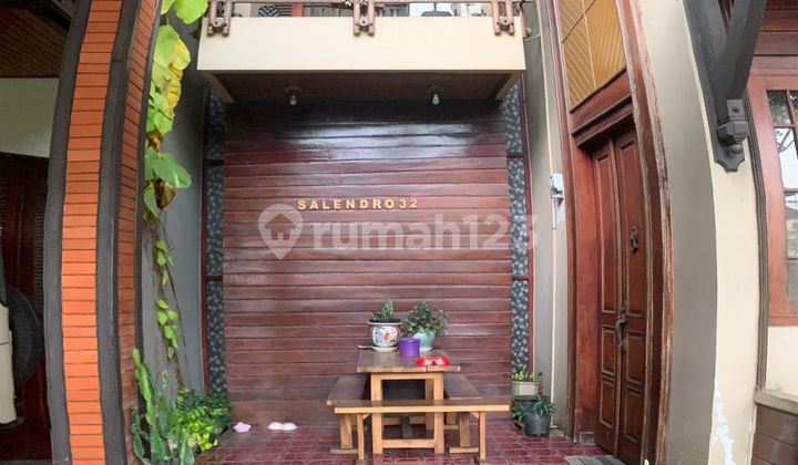 For Sale Fast House on Main Road Turangga, Suitable for Office & Business Location, Strategic, SHM (Certificate of Land Ownership) 2