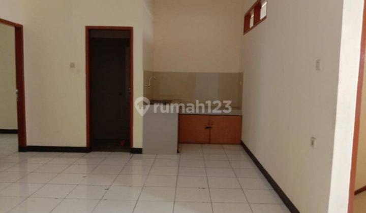 Sewa/kontrak Ruko 2 lt di sayap turangga buah batu (main road) sangat strategis 5