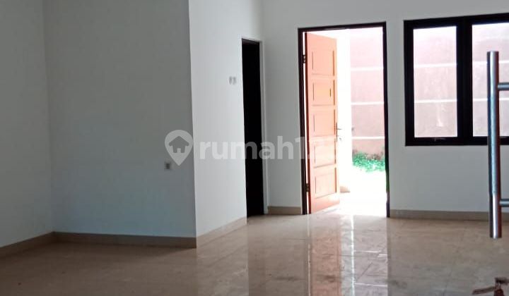 Disewakan / kontrak Rumah baru minimalis 2lt di Turangga buah batu Bandung SHM 2