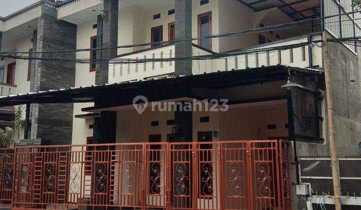 Disewakan /Kontrak Rumah Minimalis 2 Lantai Di Buah Batu Bandung Shm 1