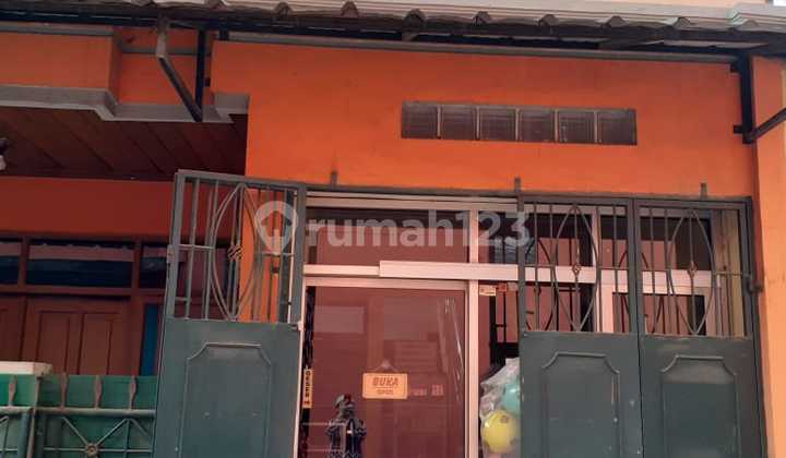 For Quick Sale, Moving Out, Well-Maintained 2-Story House in Baleendah Near Islamic Boarding School, Quiet Environment, Close to Main Road, SHM. 2