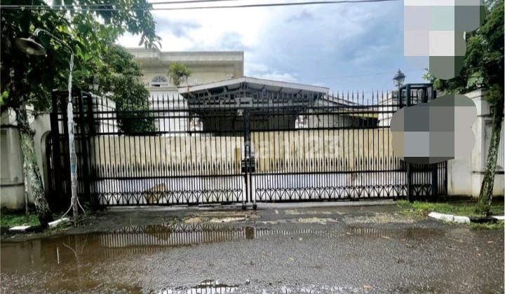 Di Jual Rumah Klasik 2Lt LT 1424M Ditengah Kota Bandung Cocok untuk Rumah Tinggal atau Rumah Kost SHM Di Jual Rumah Klasik 2Lt LT 1424M Ditengah Kota Bandung Cocok untuk Rumah Tinggal atau Rumah Kost SHM