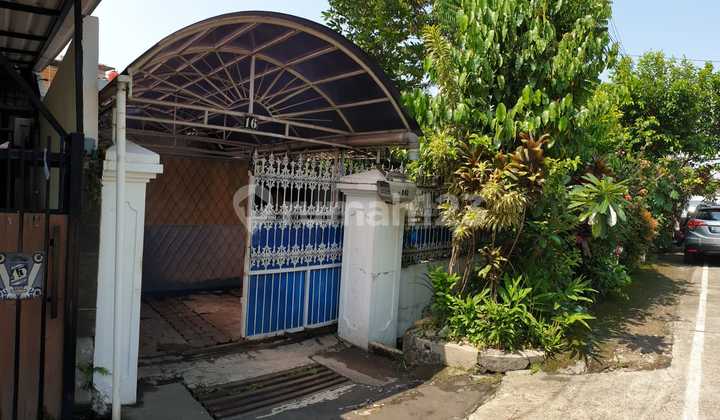 For Sale Quickly, Large House in Turangga Below Market Price with SHM