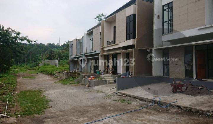 Rumah Mewah 2 Lantai Lokasinya Sejuk Dan Asri 1