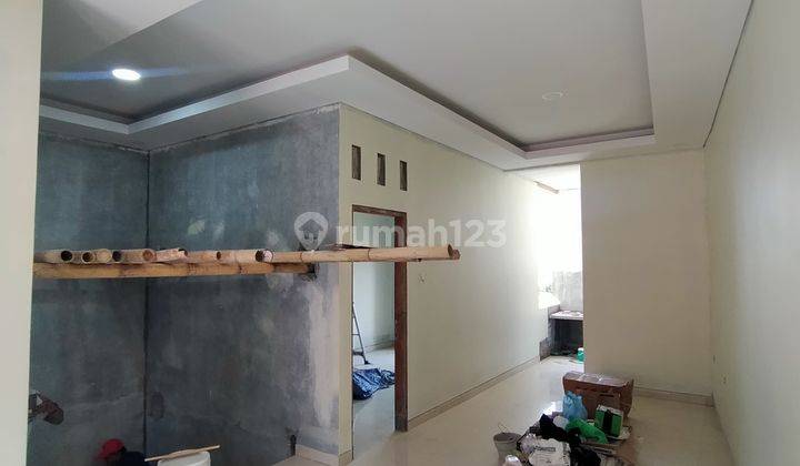 Dijual Rumah 2lt Baru Di Kedungmundu Jl Kaba 3kt 2km  2