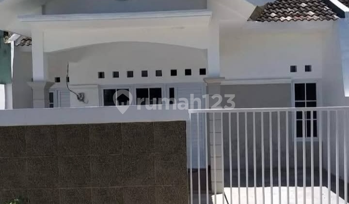 Dijual Rumah Cantik Gombel Jatingaleh Semarang Selatan 1