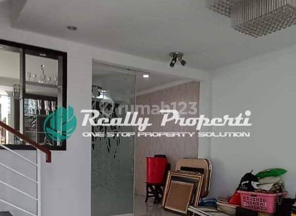 Rumah 3,5lt Lantai Bagus Furnished di Setu, Jakarta Timur 7