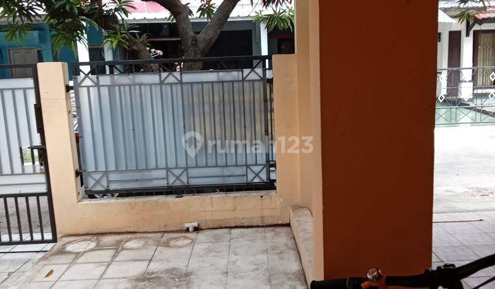 Rumah di Sewakan di Galaxy, Bekasi 9