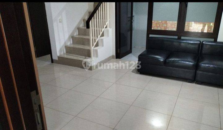 Rumah 2 Lantai SHM Bagus siap huni Mozia 3