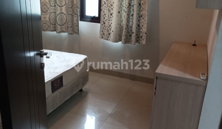 Rumah 2 Lantai SHM Bagus siap huni Mozia 7