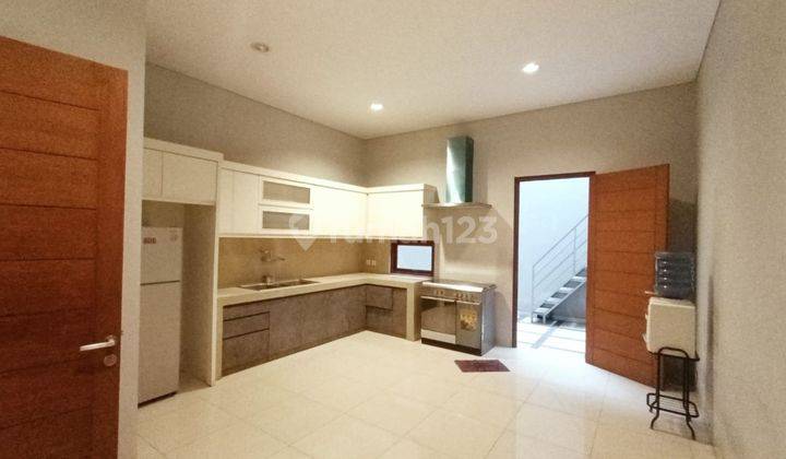 Rumah super mewah area bsd greencove Rumah di Greencove 2 Lantai SHM Bagus 18