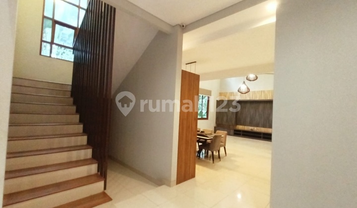 Rumah super mewah area bsd greencove Rumah di Greencove 2 Lantai SHM Bagus 23