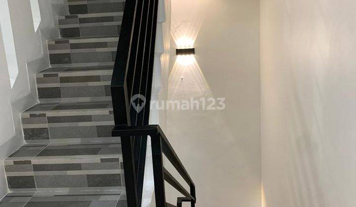 For Rent Rumah Baru Kawasan Kartini Jakarta Pusat 3
