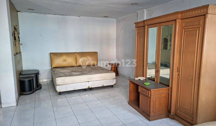 Disewakan Ruko di Hook Duta Harapan Indah  4