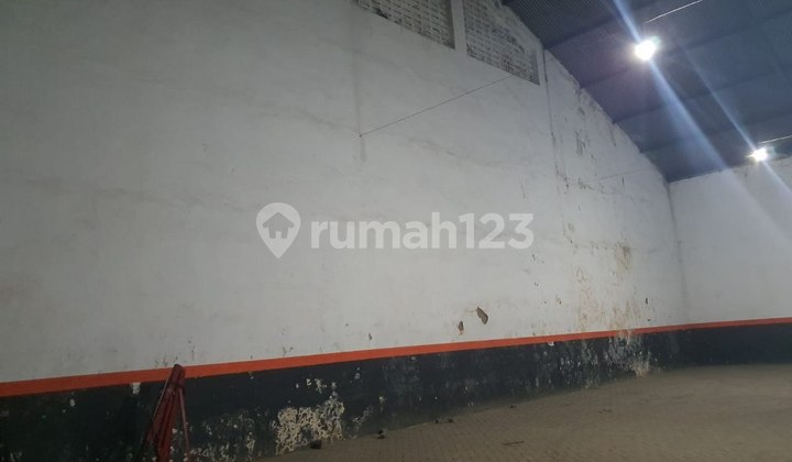 Warehouse for Rent at Sunandar Priyosudarmo Malang Warehouse for Rent at Sunandar Priyosudarmo Malang