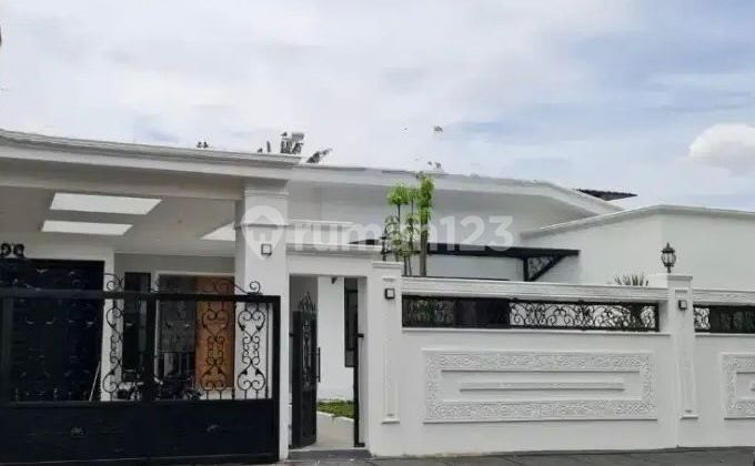 For Sale American Modern House in Cilandak