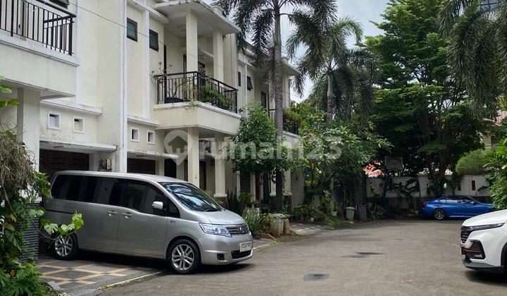 Disewa Rumah Minimalis Dalam Cluster Cipete Utara 2