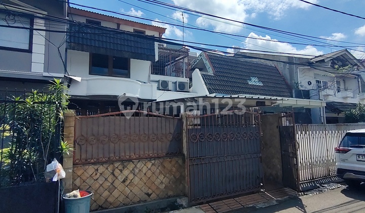 Rumah Siap Huni Dekat Tol Kebon Jeruk 2.5 M Rumah Siap Huni Dekat Tol Kebon Jeruk 2.5 M