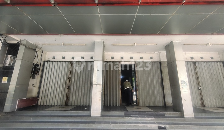 2-Story Shop House, 12 Meters Wide in Setia Budi Manggarai 1