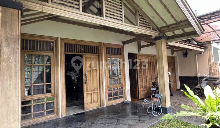 Rumah 1,5 Lantai, Siap Huni, Dalam Cluster di Pejaten (An)