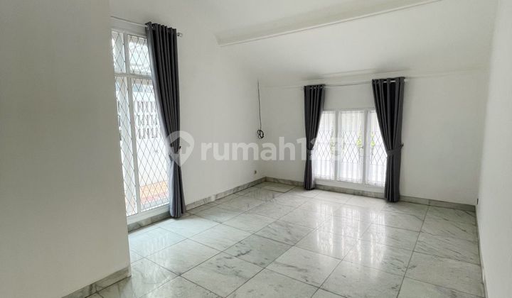 Rumah Griya Cinere, Dekat Cinere Malllt.370m2/Lb, 450M. Harga 4,75 M( Sn)