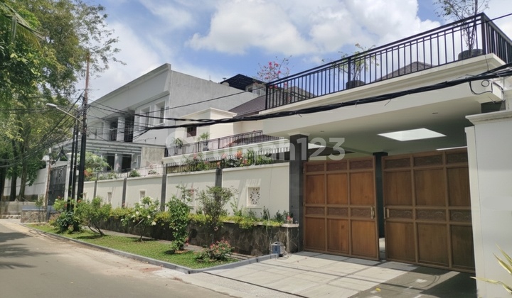 Newly Renovated Luxury House Near Pondok Indah MRT and Mall
