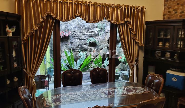 House in Bintaro Complex, 4 Bedrooms, Freehold Title 2