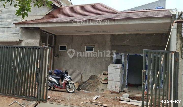 Dijual Rumah Baru 1.5Lantai  Harga Menarik Di Jombang Ciputat 1