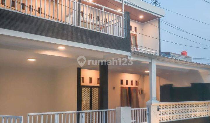 Dijual Rumah Mewah 4 Kamar Tidur Deket Pintu Tol Daerah Jatibening 1