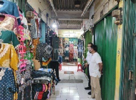 di Pasar Cipulir Keb Lama, Jaksel Blok D Lantai 2 Los Aks No 14
, Jakarta Selatan 2