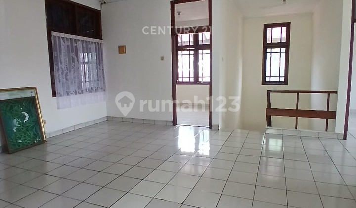 For Quick Sale: 2-Story Ready-to-Occupy House in Villa Melati Mas RR15532 2