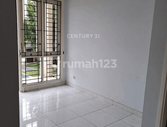 Disewakan Rumah Cantik Full Furnished Di BSD WM16986 2