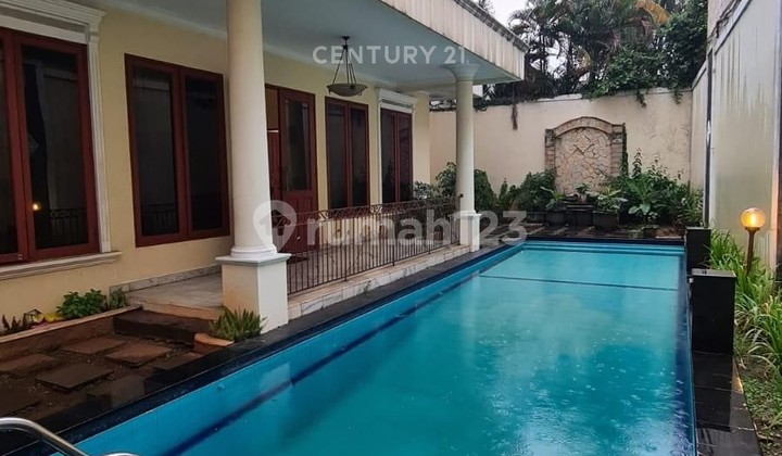 Spacious House in a Strategic Location in Cilandak Barat OC17132 2